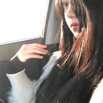 《桃花命够》海报